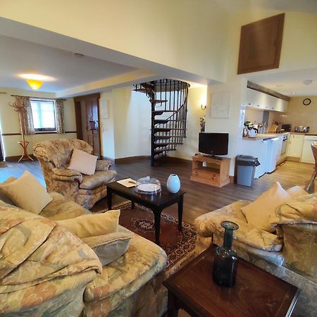 The Old Stables Self Catering Villa Salisbury Exterior foto